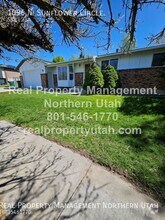 Building Photo - 1096 N Sunflower Cir