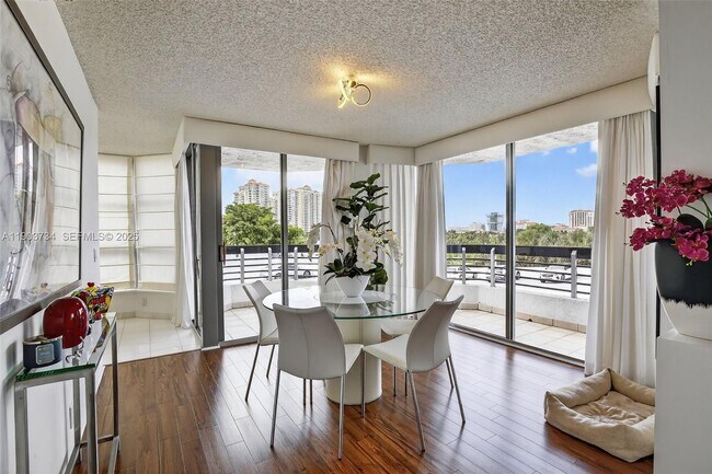 Building Photo - 3400 NE 192 St