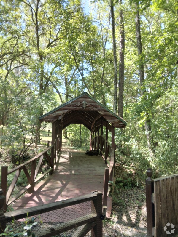 Brookfield Annex Apartments for Rent with Washer & Dryer Reddick, FL