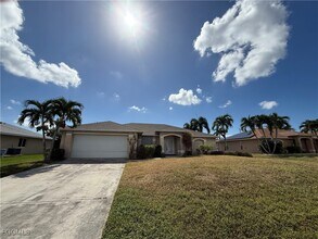 Building Photo - 2018 SW 30th St