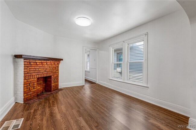 Foto del edificio - 722 Hopkins St