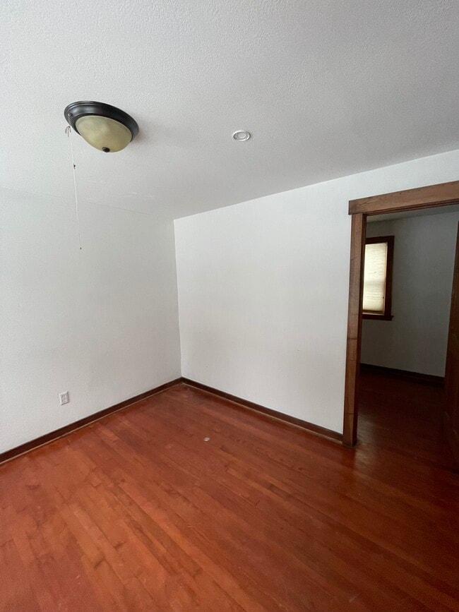 Building Photo - 119 N Wilbur Ave