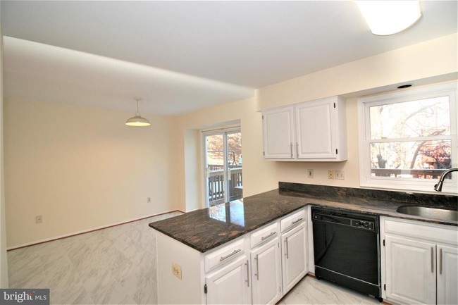 Building Photo - 1505 Templeton Pl