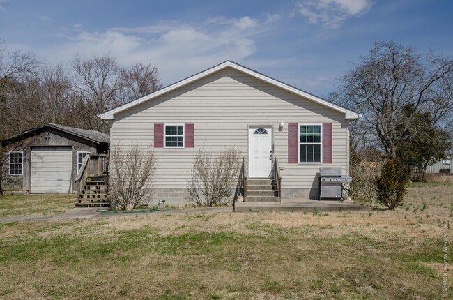 Building Photo - 112 Bellvue Dr