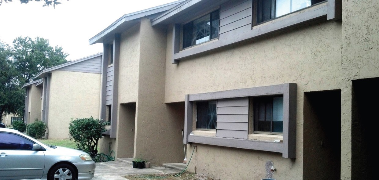 Foto principal - 3743 Khayyam Ave