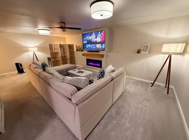 Sala de estar - 4434 Honey Bee Rdg