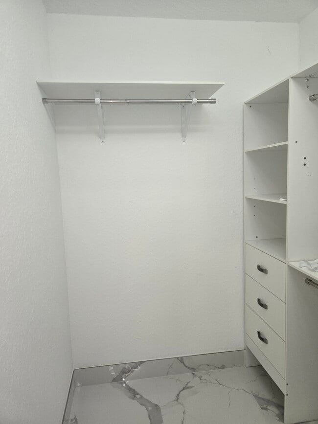 Photo - 716 Truman St House