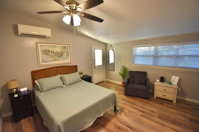 Foto del edificio - 2400 Lake Hall Rd