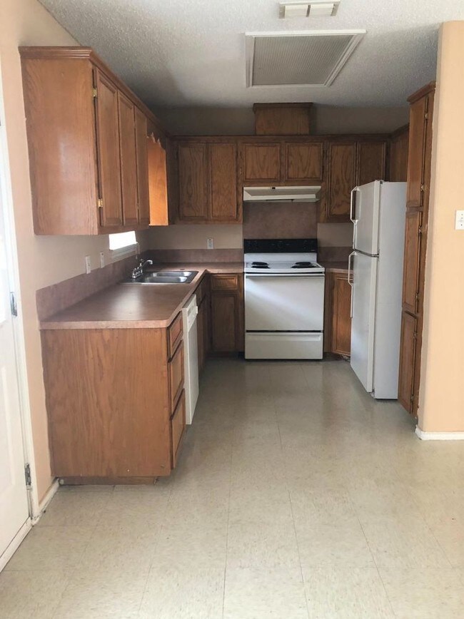 Foto del edificio - 2B/2B APT FOR RENT NEAR UTRGV