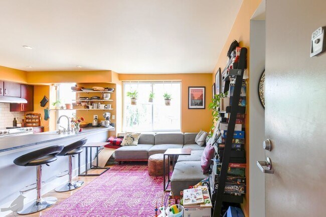 Foto del edificio - 420 16th St SE