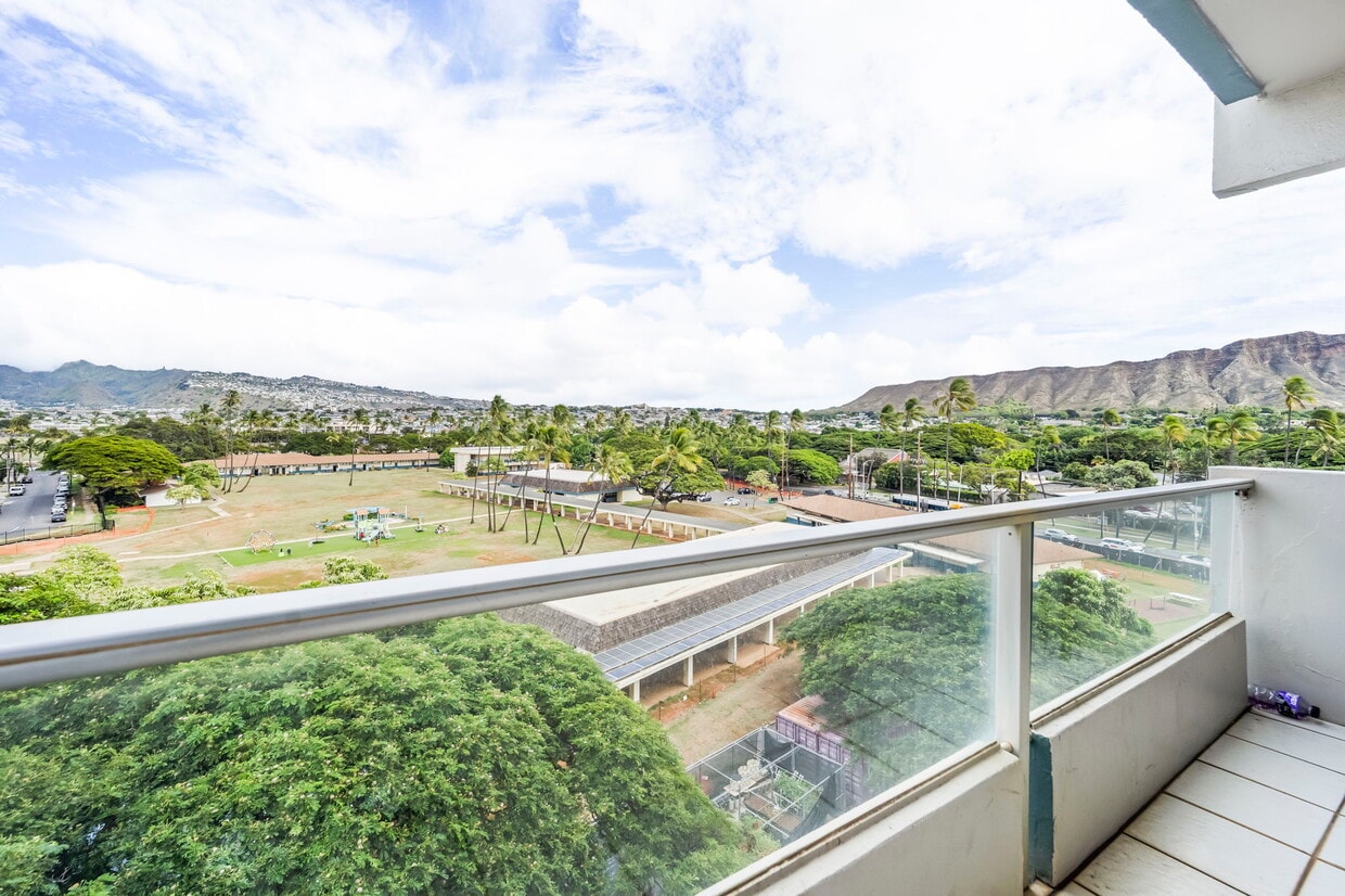 Primary Photo - 240 Makee Rd