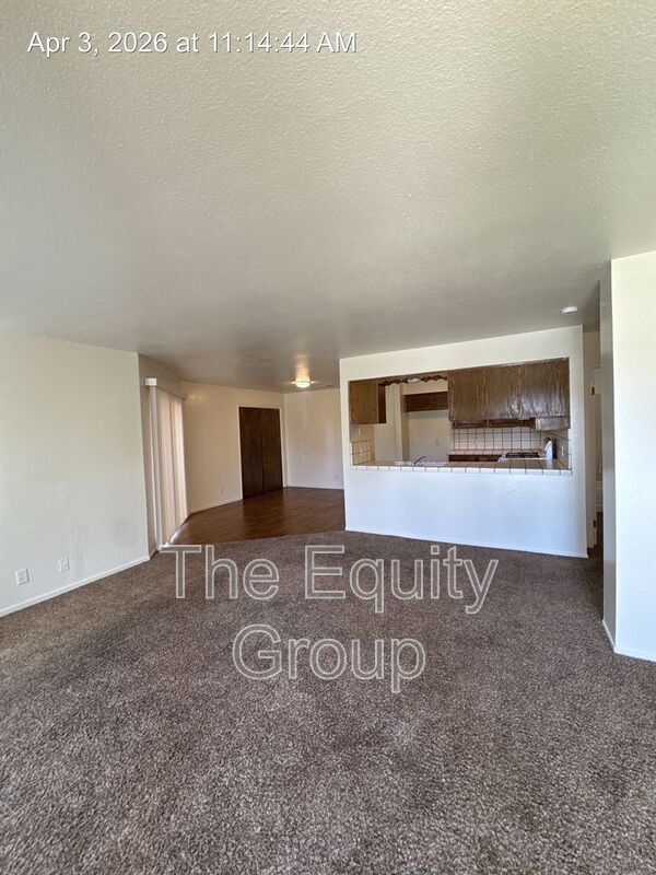 Foto del edificio - 4220 W Cypress Ave
