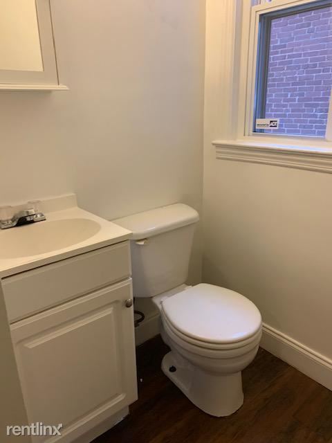 Building Photo - 4 br, 2 bath Townhome - 3710 Fairhaven Ave
