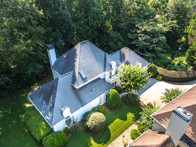 Foto del edificio - 1050 Shady Valley Pl NE