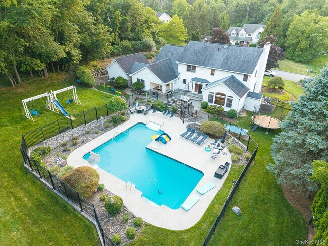 Foto del edificio - 6 Sycamore Ln