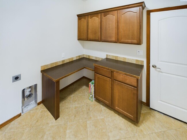 Foto del edificio - 940 S 38th Ave