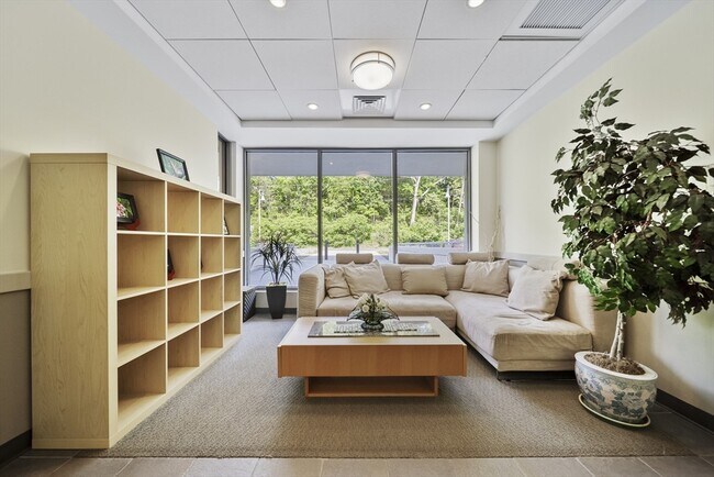 Foto del edificio - 24 Cobblestone Ln