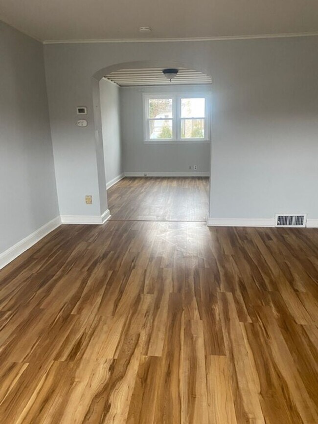 Foto del edificio - House for Rent in Upper Darby