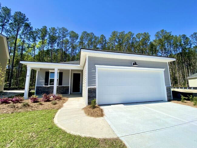 Foto del edificio - Brand New, Four Bedroom Home in The Lakes ...
