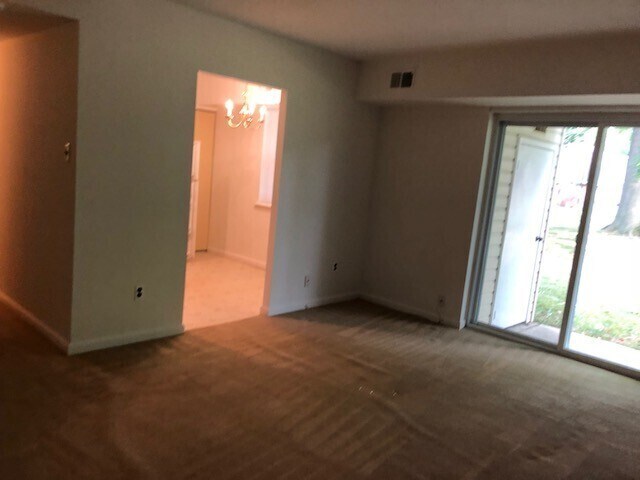 Foto del edificio - 605 Nolan Ave