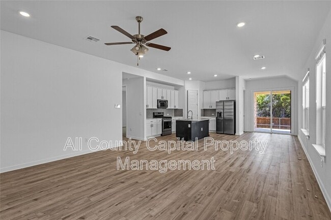 Building Photo - 1925 Ruger Pass