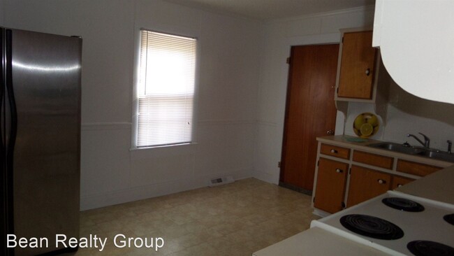 Building Photo - 2 br, 1 bath House - 5830 Hwy. 601