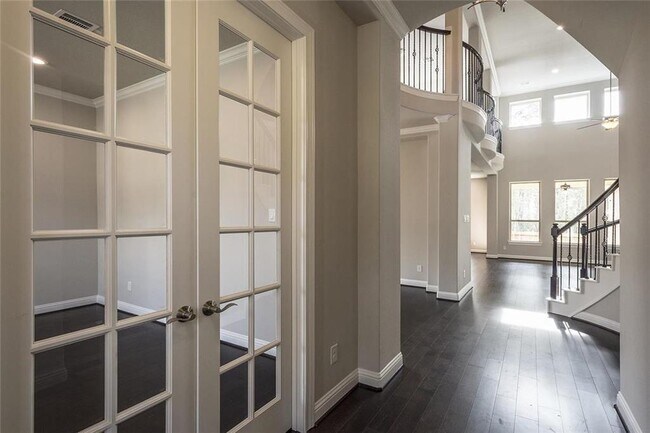Building Photo - 7835 Augusta Creek Ct