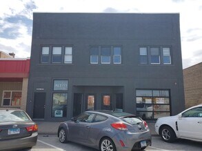 Building Photo - 1014 15th Ave