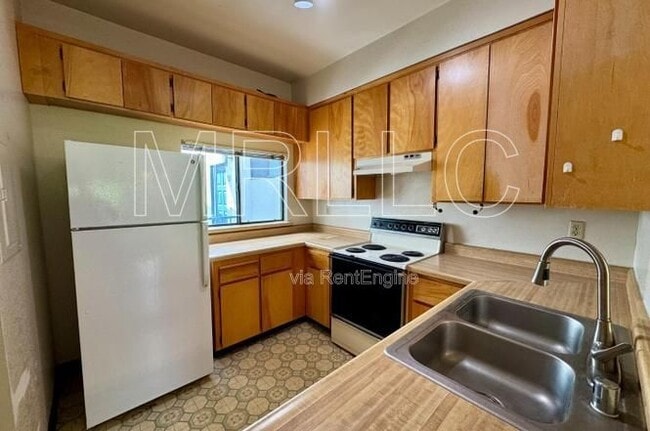 Foto del edificio - 4685 Albany Cir