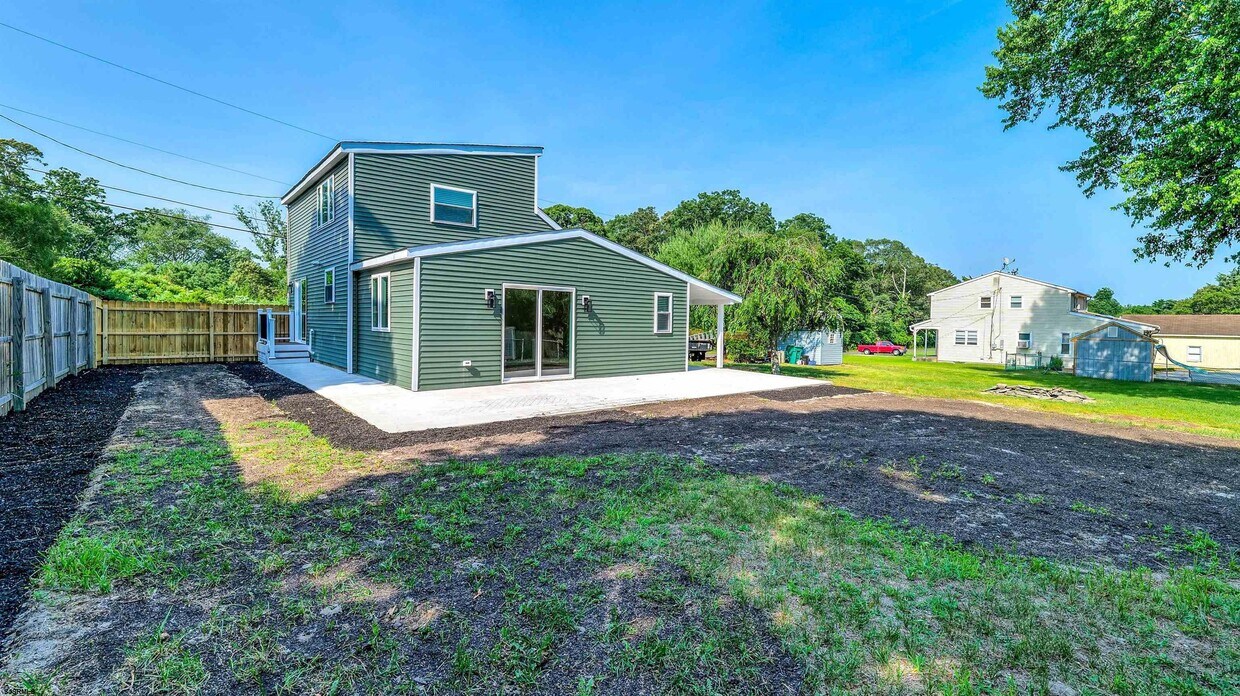 Foto principal - 700 E Brook Ln