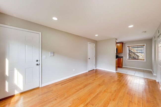 Foto del edificio - 7415 N Wolcott Ave