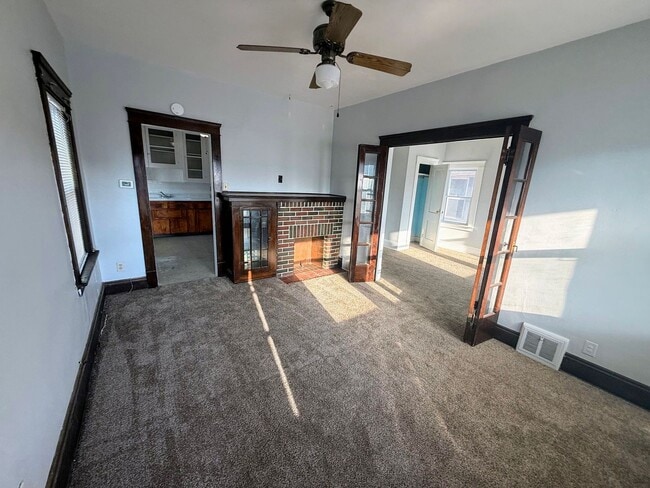 Foto del edificio - Schonfeld Holdings, LLC (951 Royal Rd.)