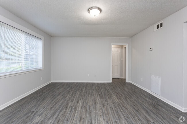 Interior Photo - Water Oak Village