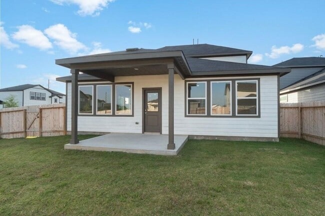 Building Photo - 8002 Horse Hvn Ln