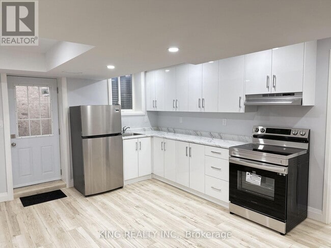 Building Photo - 1012 Barton Way