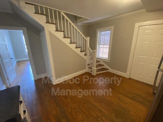 Foto del edificio - 806 Caroline St