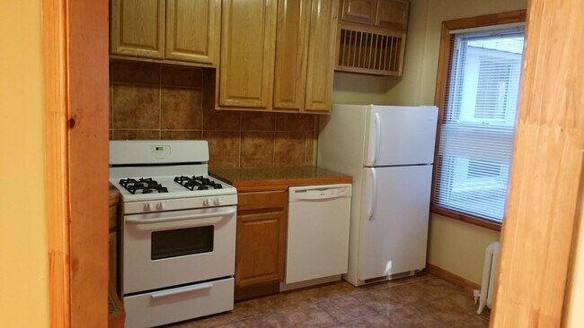 Foto del edificio - 804 Farmington Ave