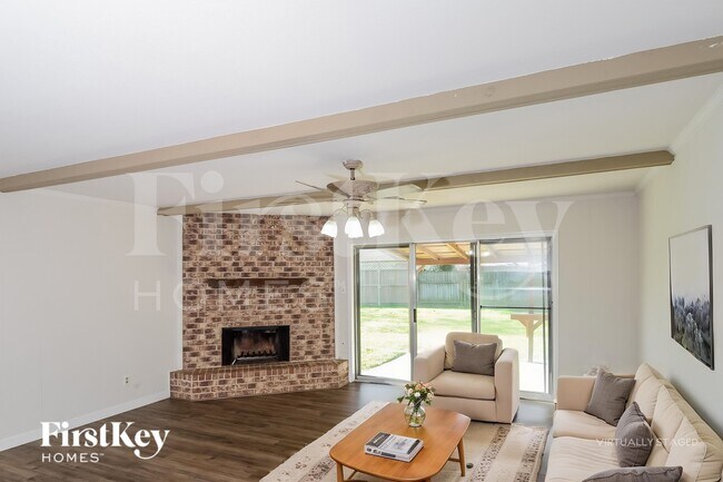Building Photo - 3207 Haydee Rd