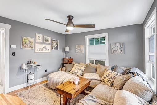 Foto del edificio - 43 Bruen Pl