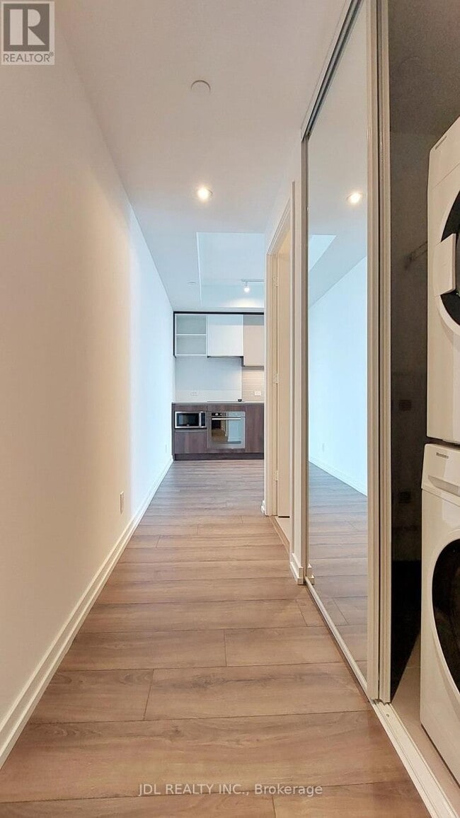 Photo du bâtiment - 7890 Jane St