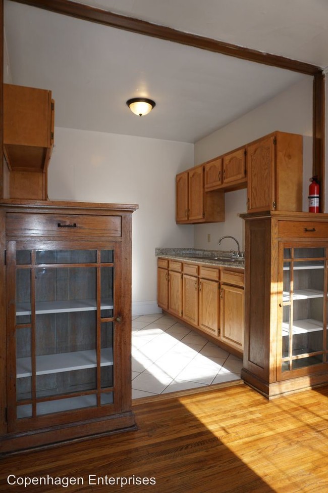 Building Photo - 3518 Nicollet Ave