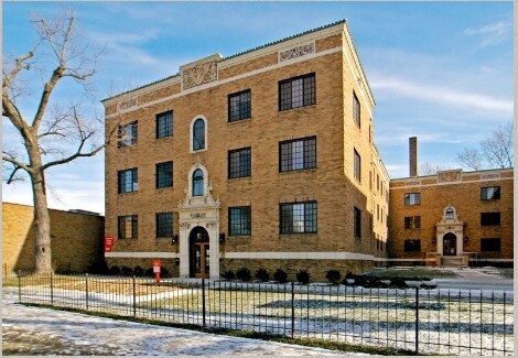 Building Photo - College Court Condominiums