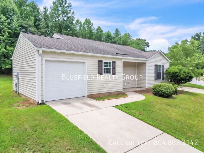 Photo - 111 White Willow Court- House