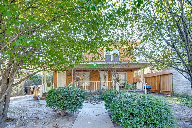 Building Photo - 4823 Jackson St