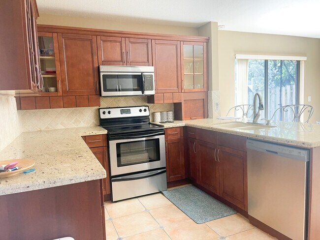 Foto del edificio - 1759 Harborside Cir