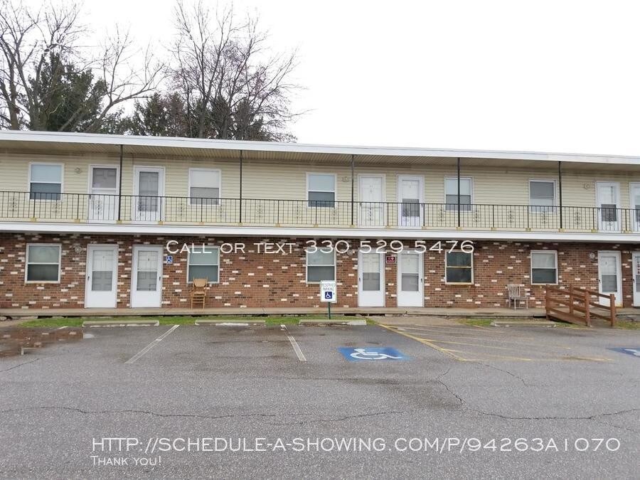 FREEE RENT MOVE IN SPECIAL!! Apartment for Rent in Akron, OH