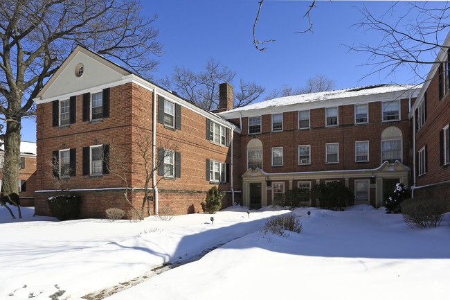 Building Photo - North Moreland Courts Apartments