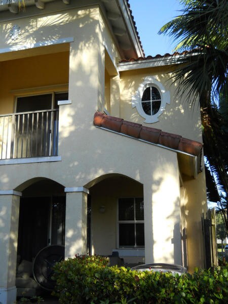 Building Photo - 2888  Hidden Hills Road 901 West Palm Beac...