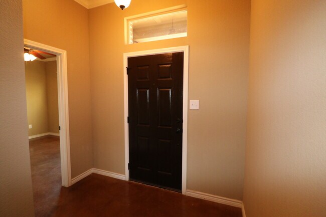 Foto del edificio - AVAILABLE NOW:  1/2 off -  First months re...