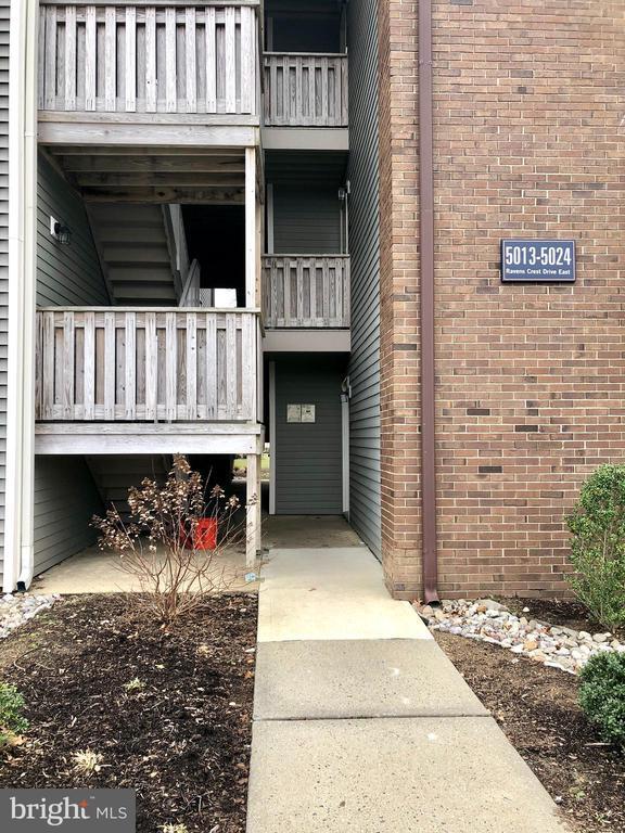 Building Photo - 5013 Ravens Crest Dr